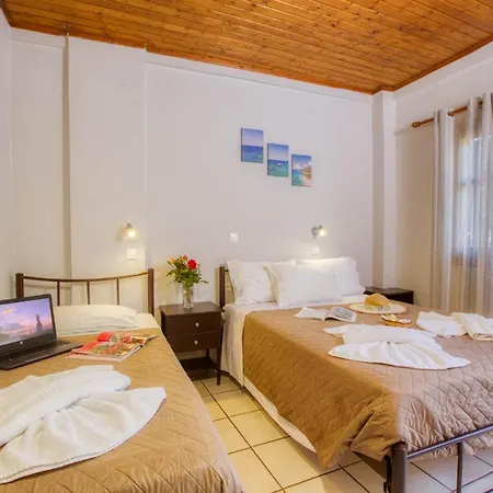 Christinas * Ágios Matthaíos