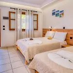Apartament Christinas *