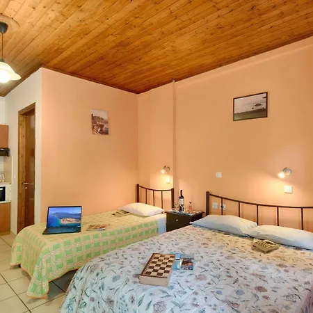 Christinas * Ágios Matthaíos